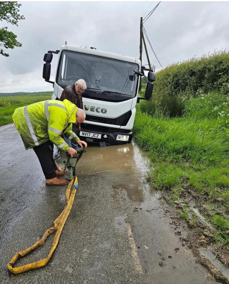 Paul Williams tweet media