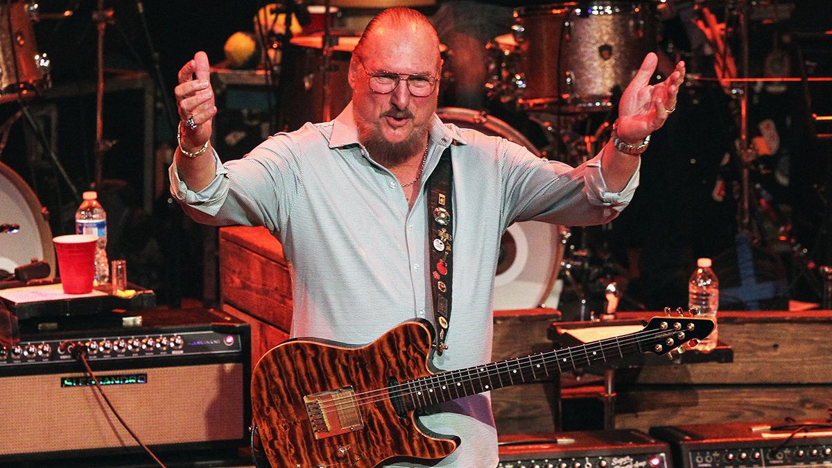 “I get accused of not learning more – but I’m not one of those guys. I could learn anything if I wanted to, but I just let it go as it is”: Steve Cropper on recording classic Stax cuts with a Telecaster – and why he thinks his Peavey sounds better trib.al/qumRysK