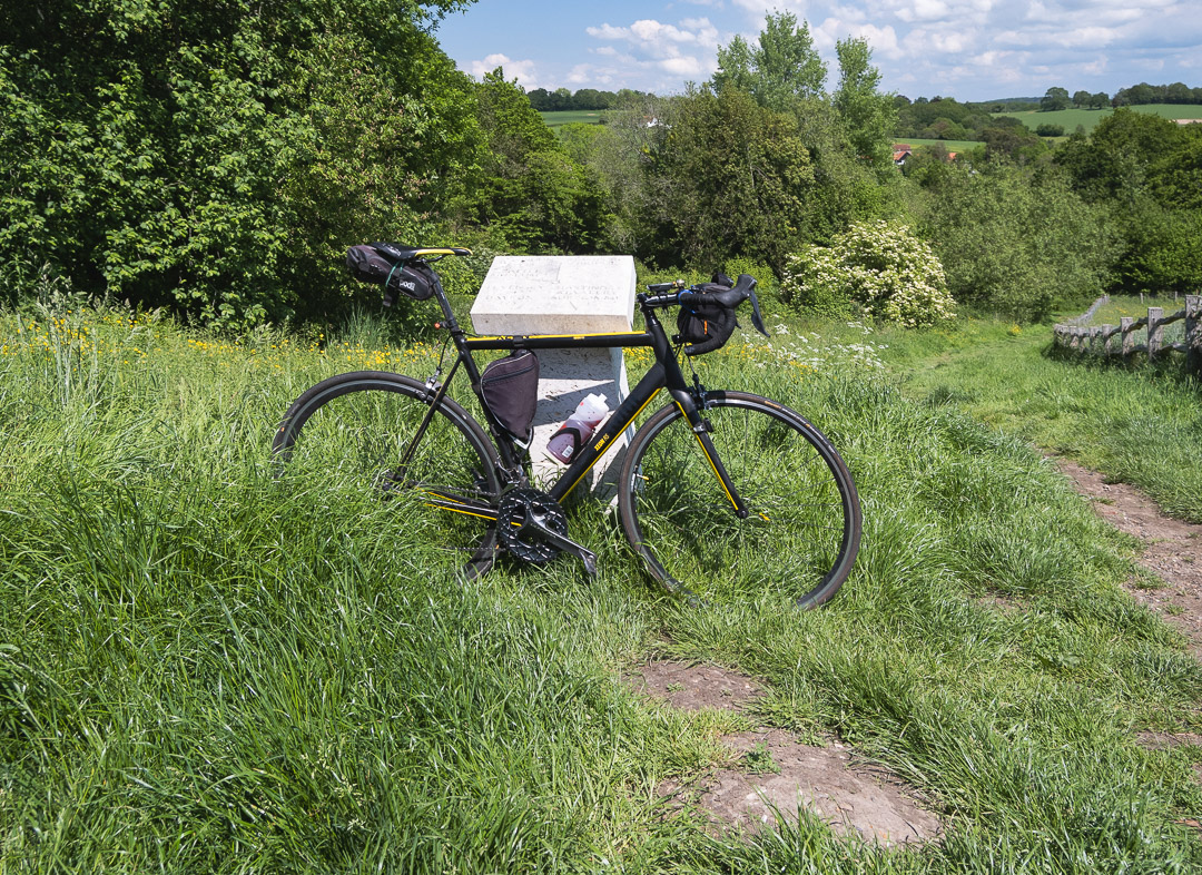 Looking for summer fun with the kids? 🌞 Check out these 10 family-friendly cycling routes! From short rides to cycling holidays, explore the best routes across the UK. Perfect for sunny days and school breaks! 🚴‍♂️🚴‍♀️ Discover more: cyclinguk.org/10-family-frie…