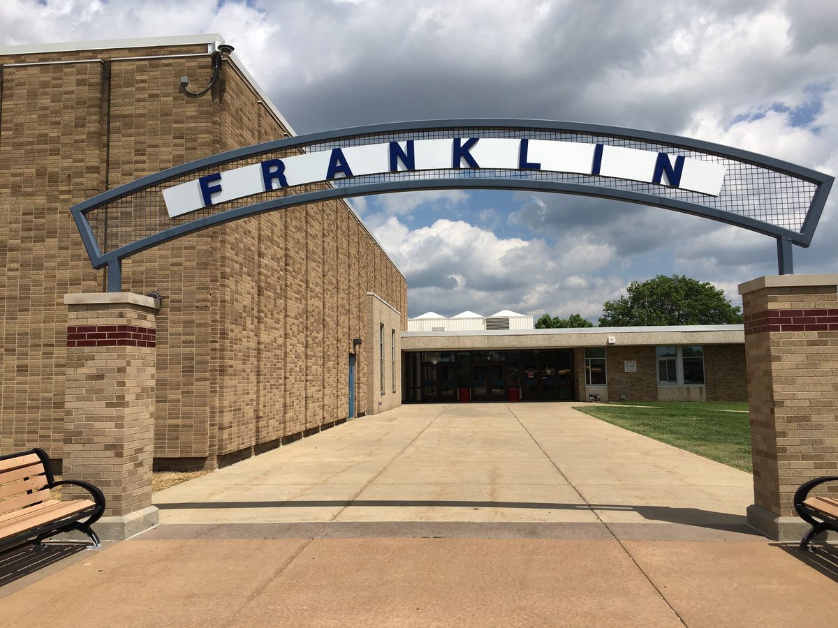 Thank you Coach Kelbert & @FranklinFootbal for hosting @CalvinKnightsFB this afternoon! Hoping to have met some future Knights! #CalvinGoldRush #GoKnights