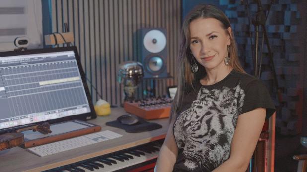 How Awesome Amphion Monitors Helped Rusanda Panfili Find a Good Balance of Sound, Frequencies and Dynamics musicconnection.com/how-awesome-am…