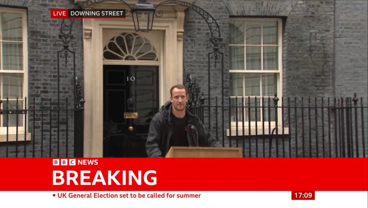 Scott Bryan tweet media