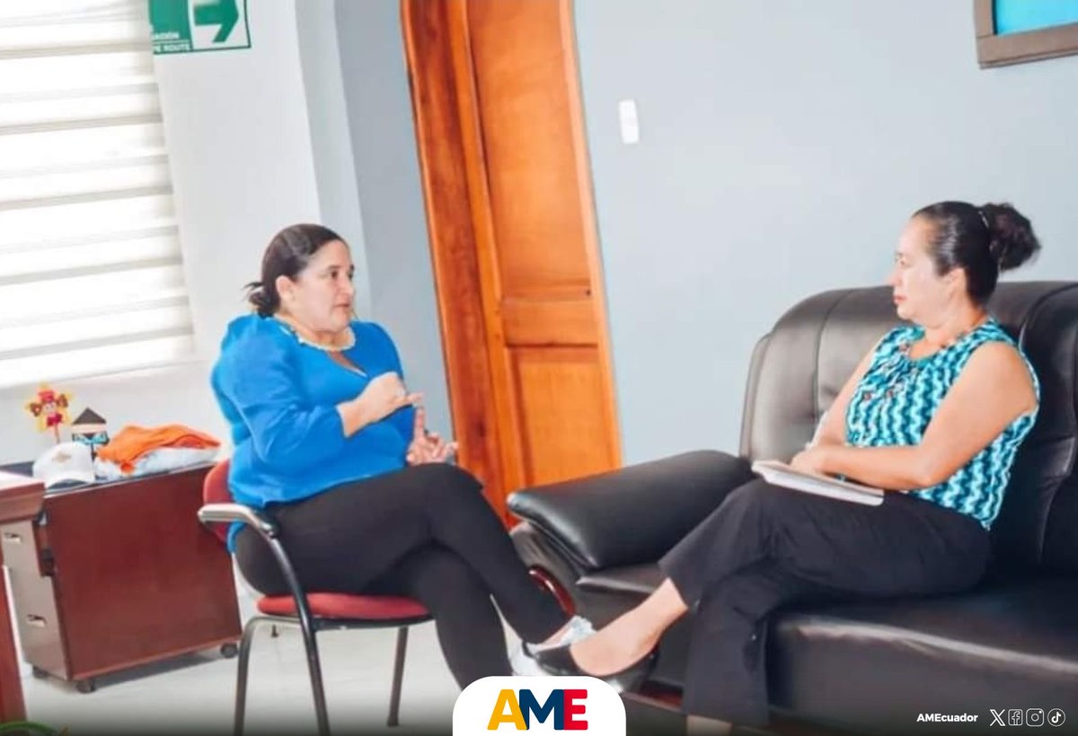 #AMERegional2 | Nuestra presidenta regional y alcaldesa del @GADArosemena, Ligia Caiza, se reunió con Marlene Cabrera de @GoberNapo, para fijar lineamientos en temas de seguridad que permitan trabajar articuladamente en beneficio de la provincia de #Napo. #NuevAME