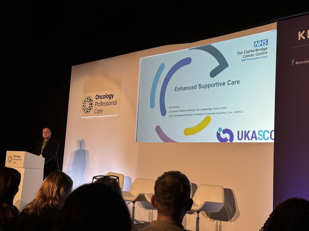 DarrenReynoIds's tweet photo. @sam_tordesillas @IslaVeal @sarahvdewhurst @KathMalhotra @NHS_SELCA @LA_Charlesworth @oncology_care @GSTTnhs @JoFairhurst3 @drrachelholland @Jo_levene Educational and entertaining session by @danielmonn on #EnhancedSupportiveCare. @UKASCC @oncology_care #OPC24 https://t.co/lpEZryfuGc