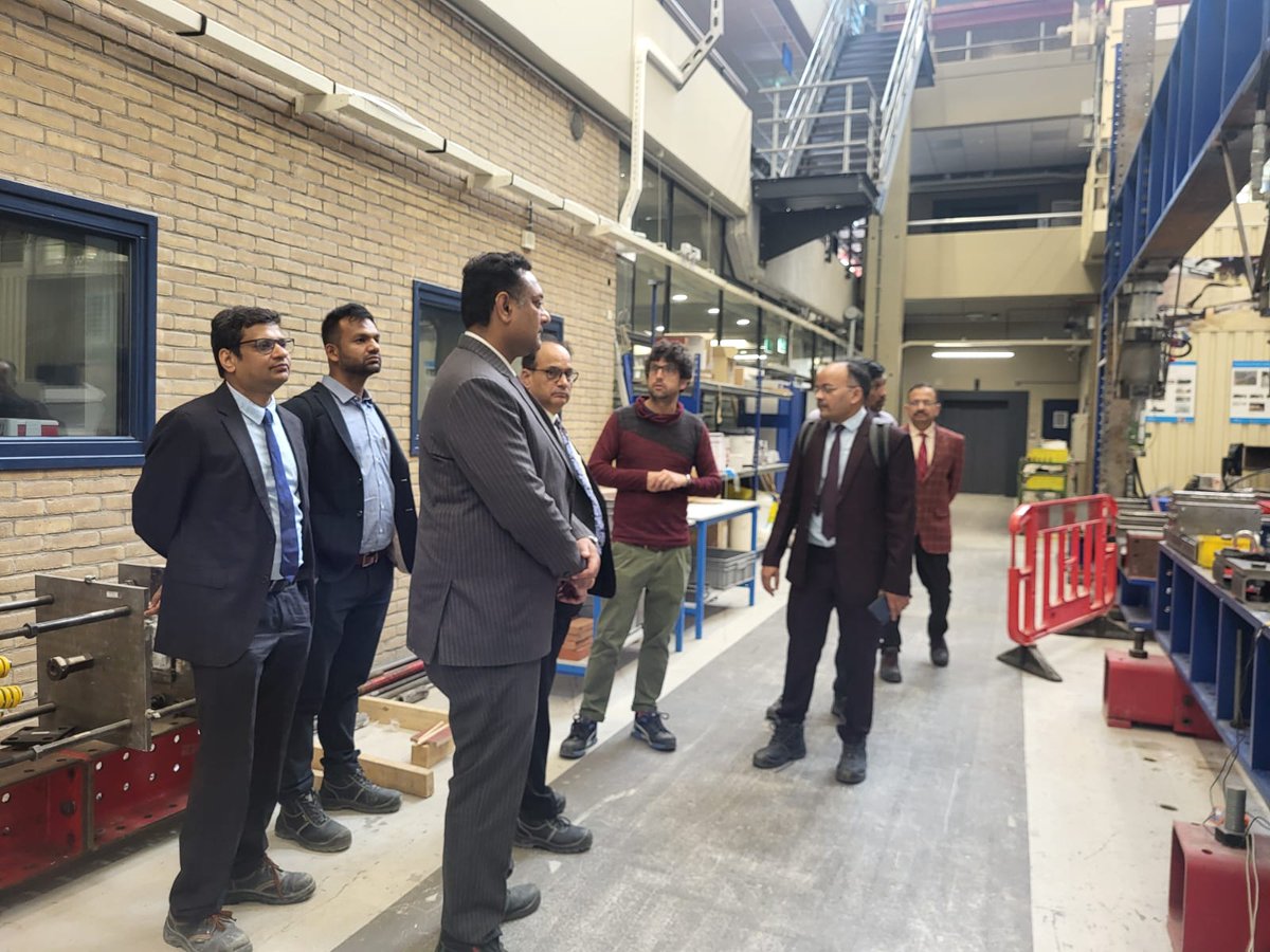 India in the Netherlands (@indinnederlands) on Twitter photo The visiting <a href="/IITroorkee/">IIT Roorkee</a> team led by Prof K K Pant <a href="/Director_IITR/">Director, IIT Roorkee</a> held discussions with <a href="/tudelft/">TU Delft</a> @EnaHoute, Prof Jenny Dankelman & others on possible collaboration in areas like water, industrial design, AI,climate etc. The team also visited civil engineering & Geo Sciences lab The visiting <a href="/IITroorkee/">IIT Roorkee</a> team led by Prof K K Pant <a href="/Director_IITR/">Director, IIT Roorkee</a> held discussions with <a href="/tudelft/">TU Delft</a> @EnaHoute, Prof Jenny Dankelman & others on possible collaboration in areas like water, industrial design, AI,climate etc. The team also visited civil engineering & Geo Sciences lab