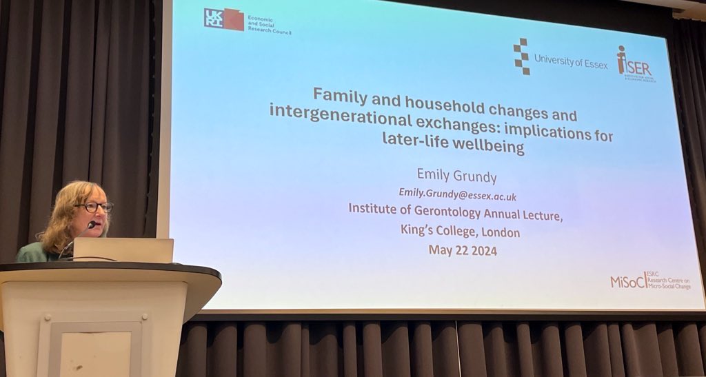 Very excited to listen to @EmilyGrundyISER, whom I have much to thank for, at today’s David Hobman’s annual lecture at the @KingsCollegeLon Institute of Gerontology @WeiYang11518835