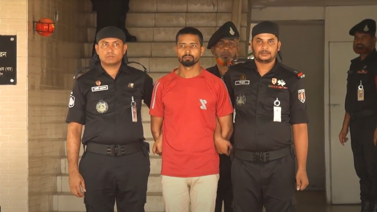 স্ত্রীকে পুড়িয়ে হত্যার অভিযোগে স্বামী আটক