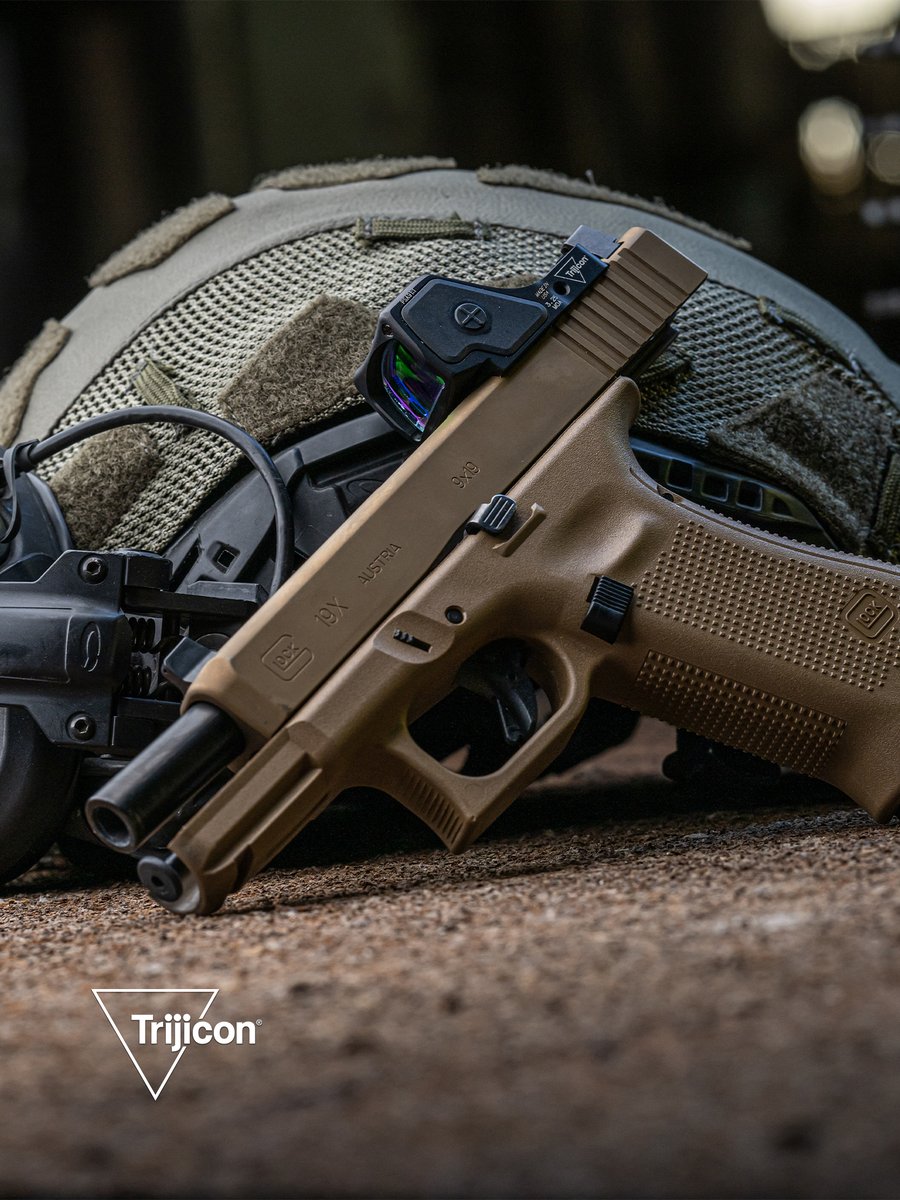 Your phone has been waiting for you to download a new Trijicon wallpaper. Get yours here: trijicon.com/community/post… #TrijiconRMRHD #Trijicon #WallpaperWednesday #FreeWallpaper