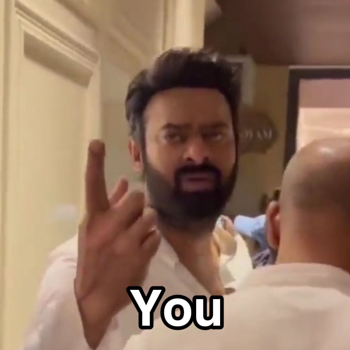 eelichavayan_'s tweet photo. Virat Kohli after the match to Maxwell 😡
#RCBvsRR https://t.co/KIQ8ZU8MBS