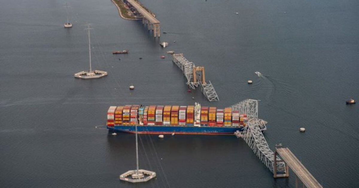 21 crew members on the MV Dali ship are now encountering a “tough” time.

Check out this article 👉marineinsight.com/shipping-news/… 

#MVDali #Baltimore #FSKBridge #Maritime #MarineInsight #Merchantnavy #Merchantmarine #MerchantnavyShips