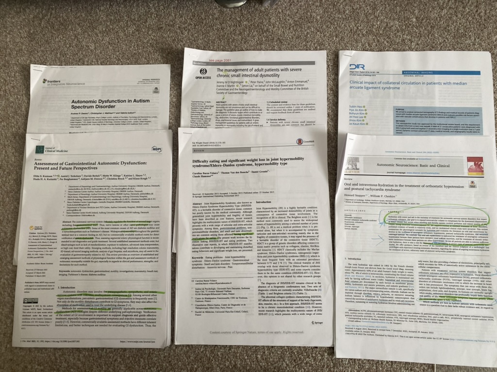 #MyEDSChallenge May Awareness Day 22 – 'Hobbies and Passions' 🧠🧠🧠🧠🧠🧠 One of my main hobbies and passions is LEARNING and STUDYING about #EDS!!! This helps my self-management but I also love learning. This was an afternoon's worth of reading for me last week: