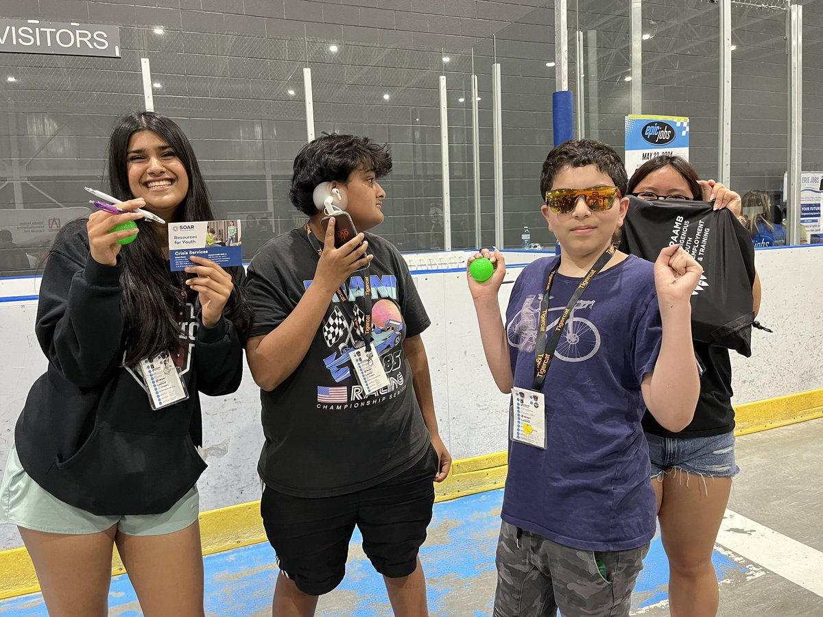 Great morning learning about a variety of trades at the Epic Jobs fair. So much hands on learning and of course prizes to be won 🏆 Thank you to all the vendors for this opportunity <a href="/GEDSB/">Grand Erie District School Board</a> <a href="/Woodman_Wolves/">Woodman Wolves</a>