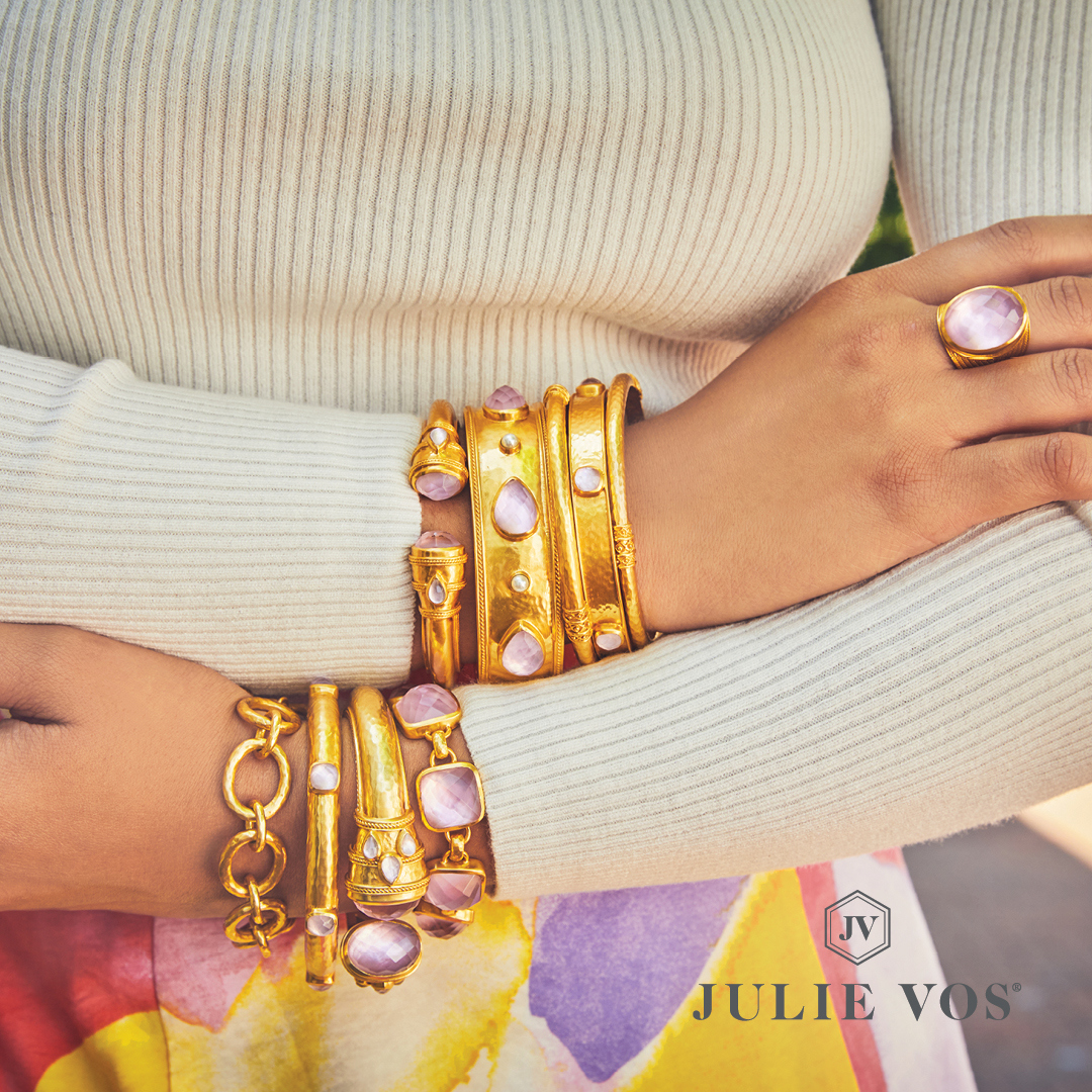 The luxe look of Aquitaine ✨

Introducing our newest Spring collection, featured in Peony Pink.

#Julievos at #AlexandersJwlrs #Armparty #SpringCollection #SpringLaunch #PopofColor #24kGold