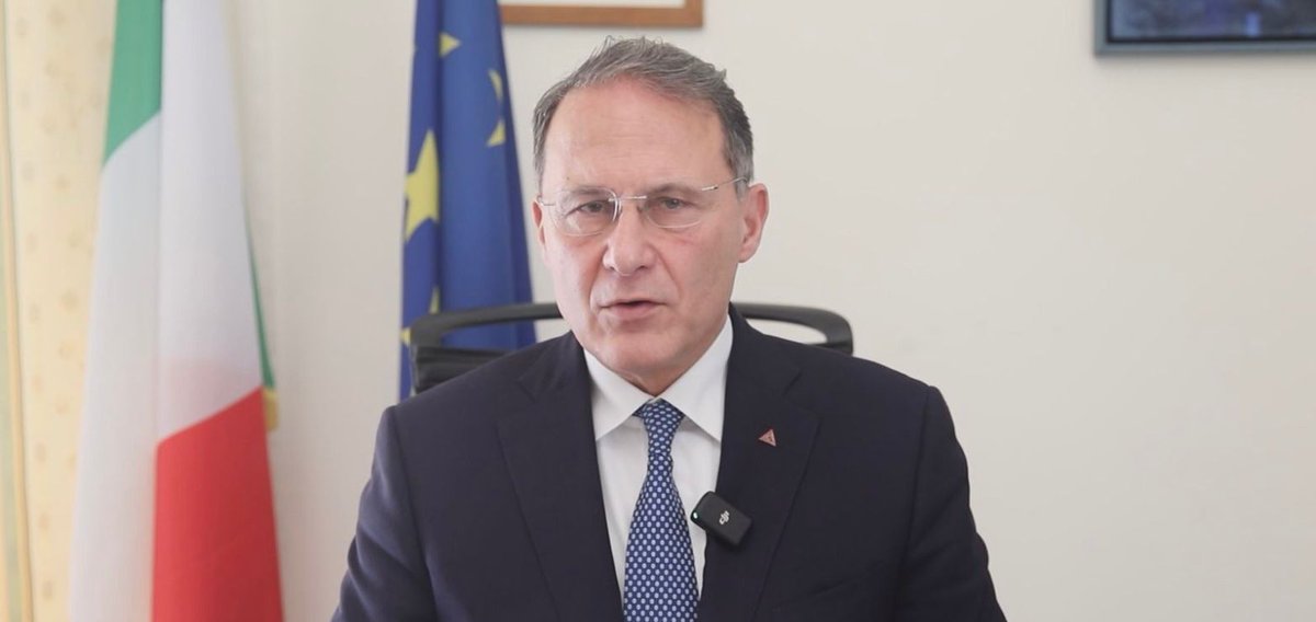 Oggi al Consiglio dei Governatori di @ICGEB riunito a #Trieste VM @edmondocirielli ha evidenziato impegno Governo 🇮🇹 per #diplomaziascientifica, pilastro azione #diplomaziadellacrescita e strumento di inclusione, collaborazione e prosperità.