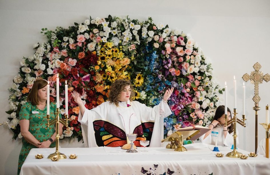 An Episcopal church in Austin, TX is currently gearing up for their third annual blasphemous “pride eucharist.” endtimeheadlines.org/2024/05/church…