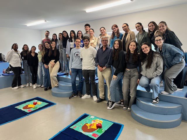 Nuestra Llanetes visita la Escolar superior Enfermagem do Porto de la mano del profesor Ángel López!!!!