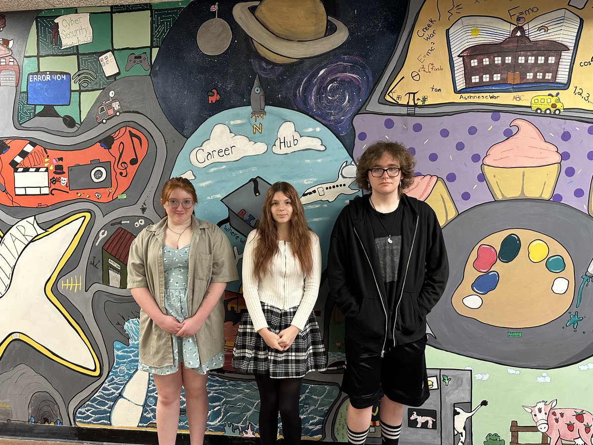 Check out this incredible student mural brightening up the hall outside of the RVHS Career Hub! 👩‍🎨👨‍🎨 These three talented artists painted a large-scale, vibrant mural outside highlighting different career pathways based on the RIASEC framework!
@RVSDSuper @rvhspanthers1
