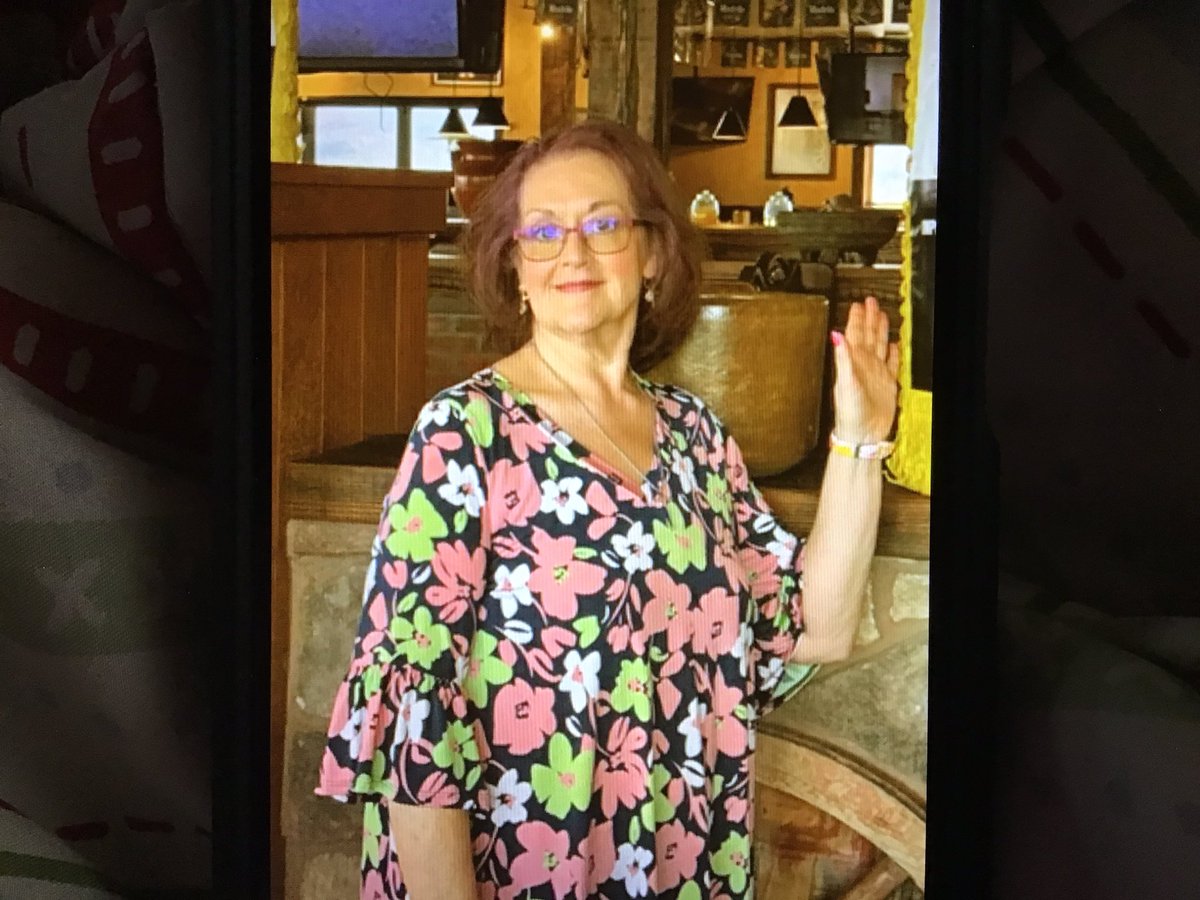 WhoDatLuvDat's tweet image. Here’s a recent photo of me after losing 195 pounds. I’m not considered obese anymore, just overweight!