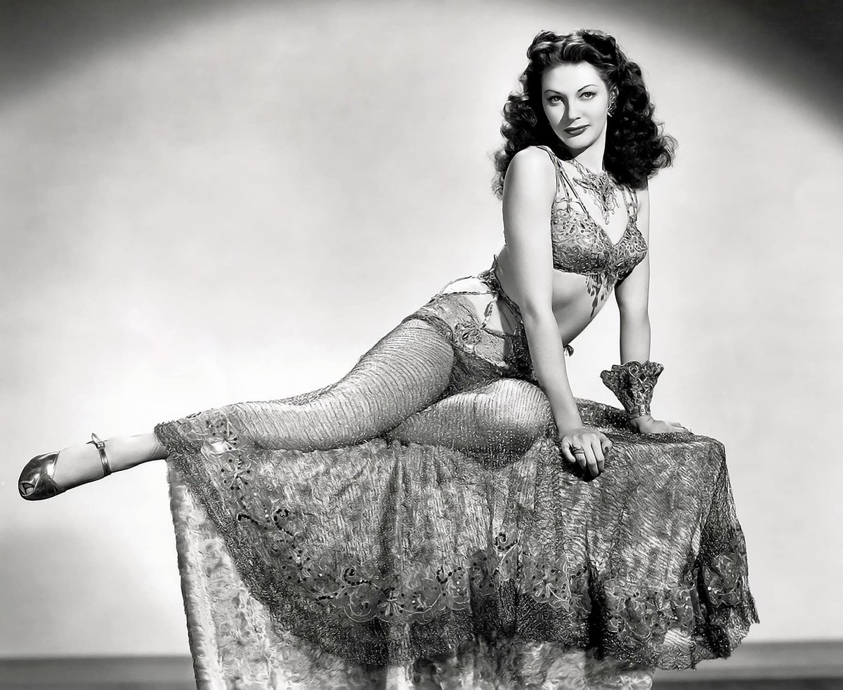 Yvonne DeCarlo posing for 'Salome Where She Danced' (1947)