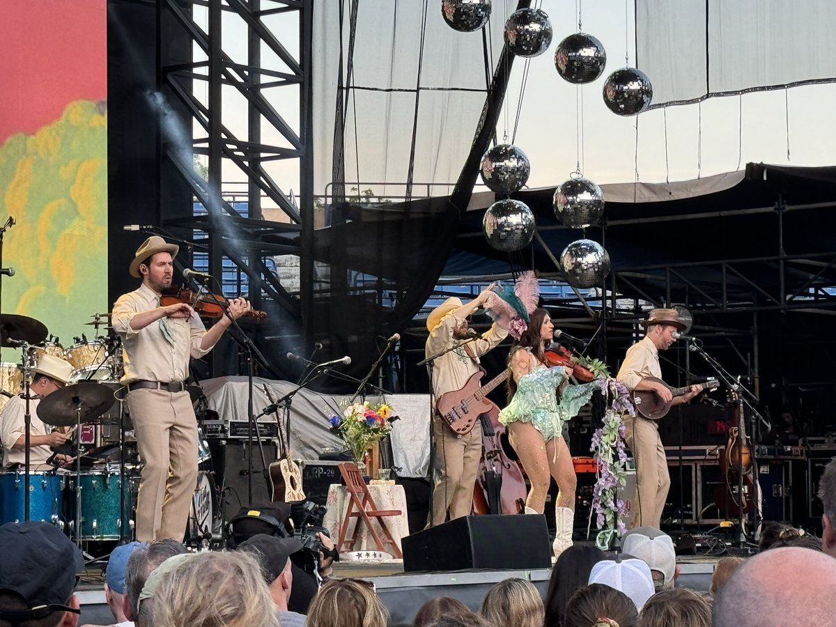 CTConcertGuy 🎙 tweet media