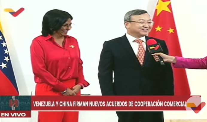 🔴La Vicepdta. Ejecutiva, @delcyrodriguezv, y el Representante del Comercio Internacional de la República Popular China, Sr. Wang Shouwen, firman Acuerdo de Promoción y Protección Recíproca de Inversiones entre Venezuela y el gigante asiático.