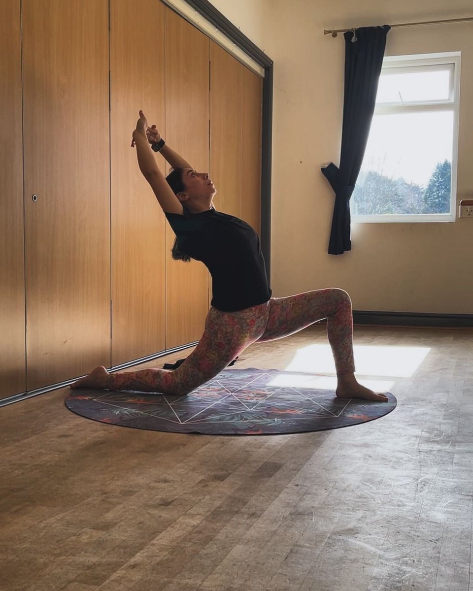 Higher vibrations ⚡️ higher thoughts ⚡️ higher energies

Introducing your higher self, powered by yoga, good vibes (and a beautiful yoga mat 😉)

📸: Ellie with her Tropic yoga mat 🧡🌺

#roundyogamat #recyclablemat #yoga #yogamat #fitness #sustainablemat #recyclable #recycled