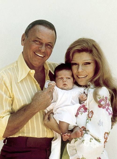 Nancy Sinatra tweet media