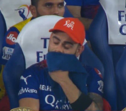 balltamperrer's tweet image. Where is the aggression now AGGRESSION KING? @imVkohli 😂🤡😂