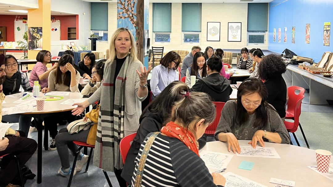 We recently held a 12-Module In-Service Training Course for OCSB International & Indigenous Languages Program Instructors. This new initiative provided the opportunity for staff to deepen their knowledge of play-based learning, try new games and share ideas. #ocsbBeInnovative