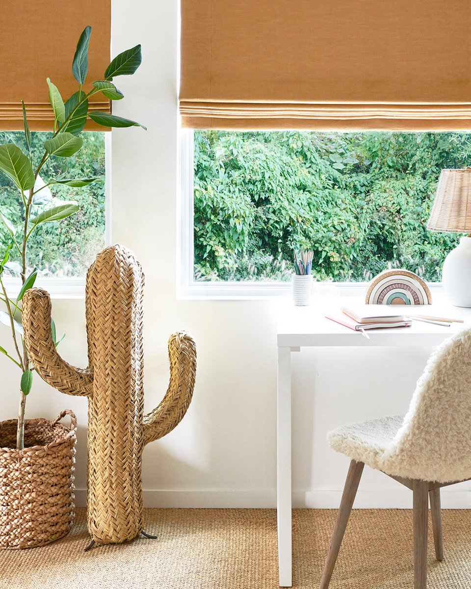 NateBerkus's tweet image. These shades from my collection with @TheShadeStore were the perfect addition to Poppy’s bedroom in our Montauk home (plus they are Poppy approved ✅). We used the Motorized Flat Roman Shades in Lisbon Woven in Bronze.