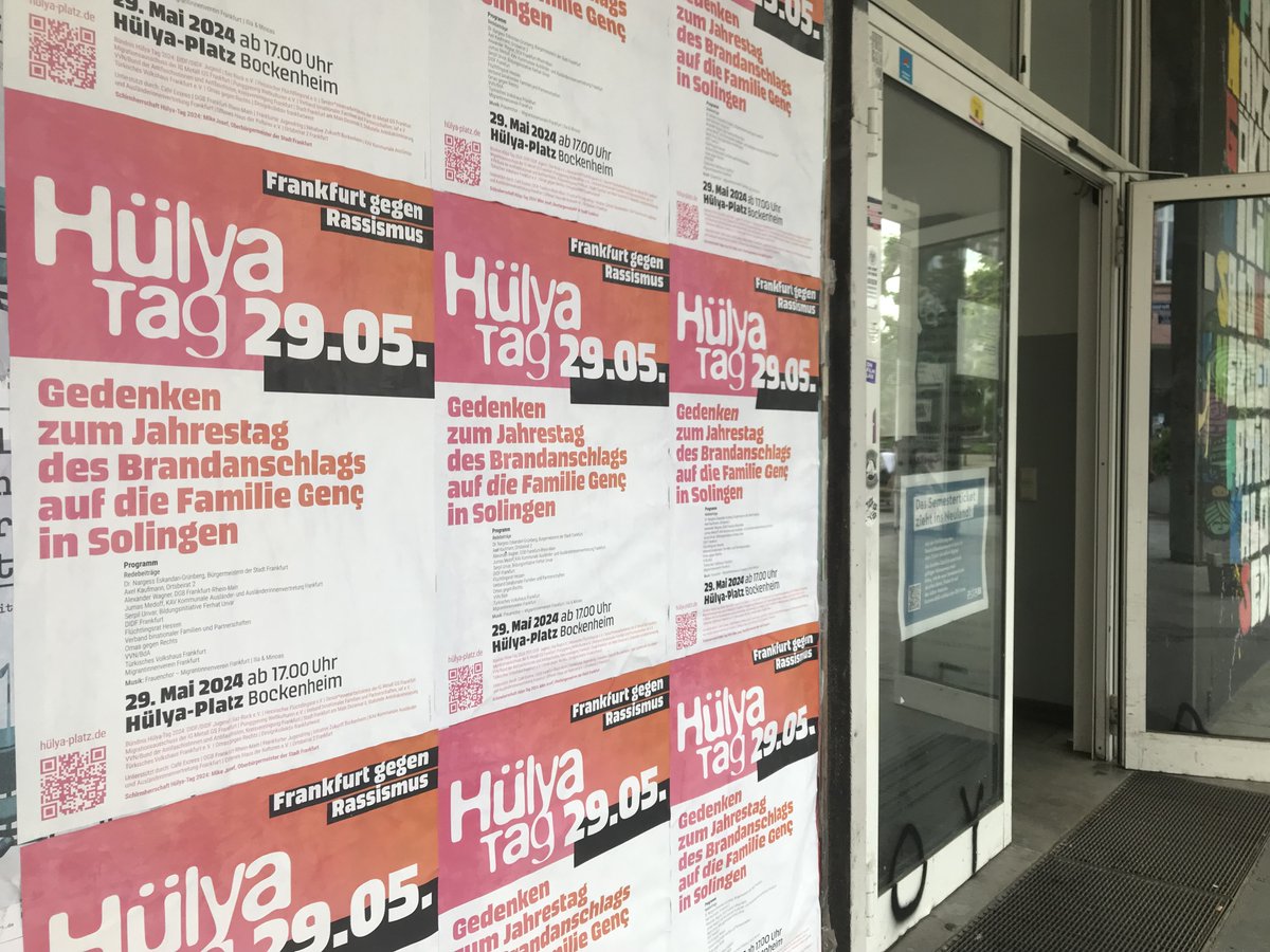 In einer Woche, am 29. Mai 2024, ist Hülya-Tag: Gedenken zum 31. Jahrestag des Brandanschlags auf die Familie Genç in #Solingen.

hülya-platz.de

#HülyaPlatz #HülyaTag #FrankfurtGegenRassismus #KeinVergeben #KeinVergessen