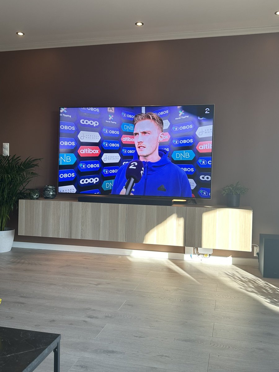 Fra stua ikveld! ⚽️ Åsane (b)
Kjør Borch og resten 💙❤️