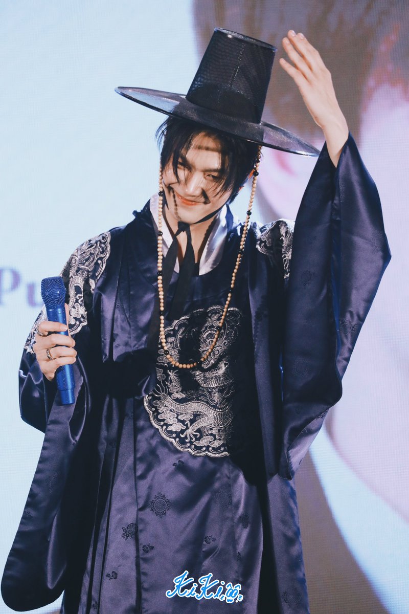 BuildJakapanNA's tweet image. ✨NETIZENS MHMA 2024 - 05/22/2024✨ 

Let's vote for our Biu 💙

RT/QRT &amp;amp; Reply to vote! 

🎯150 RTs = 150 Votes
🎯50 replies = 50 votes

I vote for @JakeB4rever
 
#NETIZENSREPORT #BuildJakapan
for Most Handsome Man Alive #MHMA2024 #MHMA2024BuildJakapan 
@thenreport