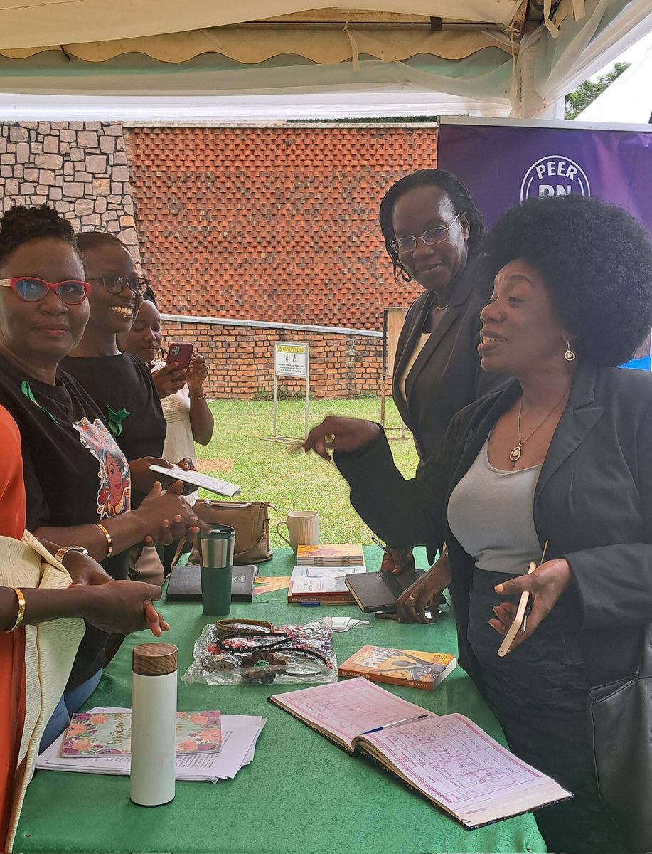 At Heart2Heart Chat table @MMyjourney with Hon. Rachel Magoola at the MH awareness camp. #mentalhealthmatters #UPMHF #Heart2HeartChat @Parliament_Ug @BenjalinaT @MinofHealthUG @Tutapona @MentalHealth_Ug