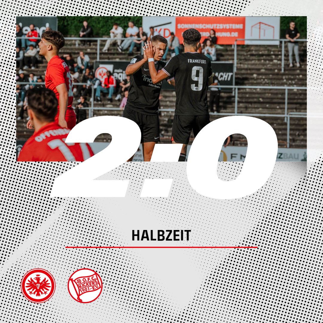 Die #sgeU19 führt zur Halbzeitpause verdient mit 2:0 gegen die Kickers Offenbach 🦅 Giuseppe Franco und Anas Alaoui trafen jeweils nach Wünsch-Vorlage 🙏 ⏸️45. #SGE #sgeU19 #SGEOFC 2:0