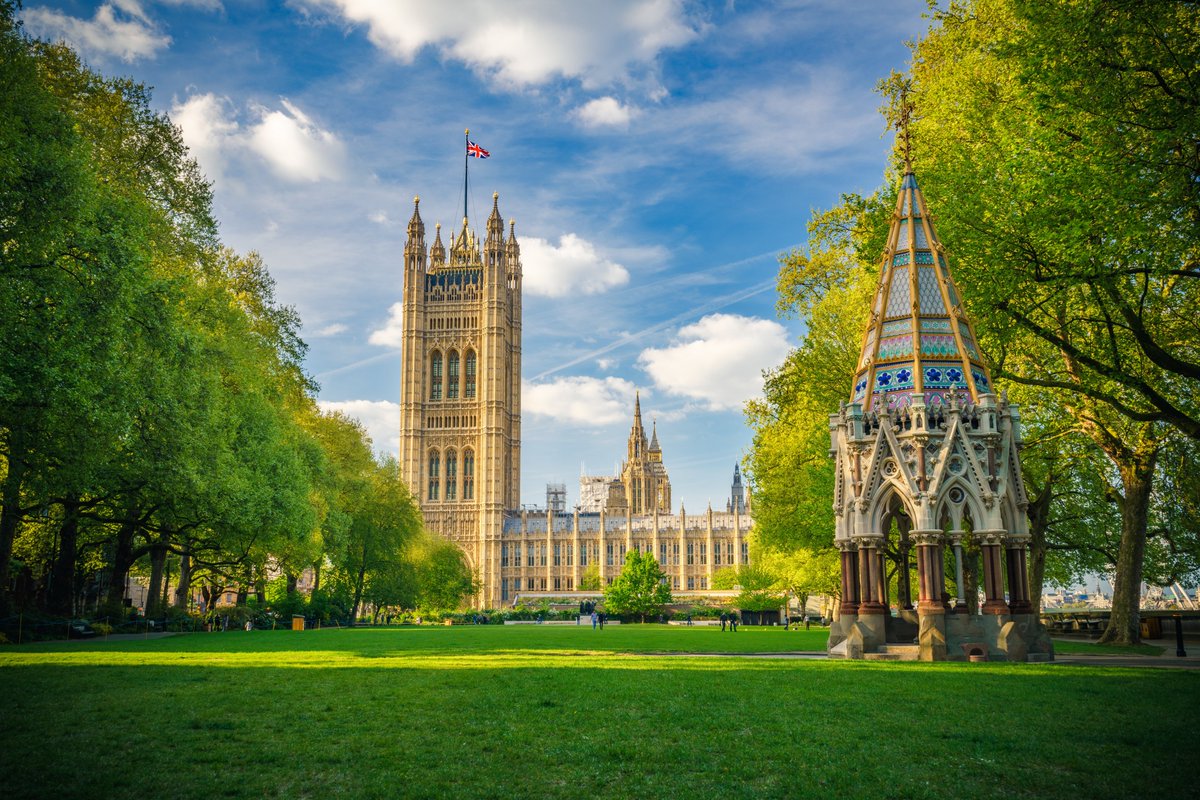 🌳🧵Can you tell the difference between politicians who care about nature recovery and those who'll just back business as usual? Here are 6 questions I'll be asking #GeneralElection candidates when they appear at my door.