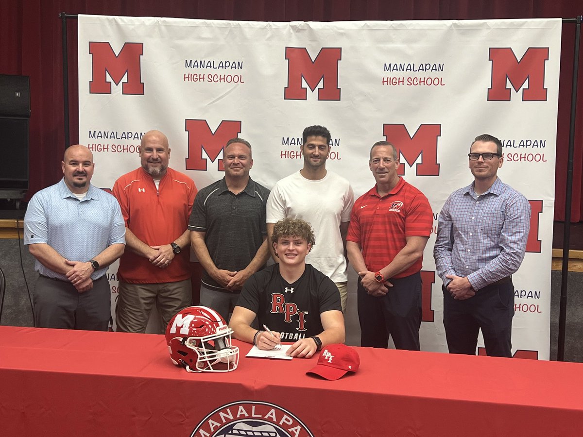 Congrats to our captain @aidan_wilmot on his commitment to play @RPIFootball ! #foreverbrave #foreverfamily @DominickLepore1 @MikeKinneyHS @APPSportsDesk @ShoreSportsNet @mccarthy_report @smfalk