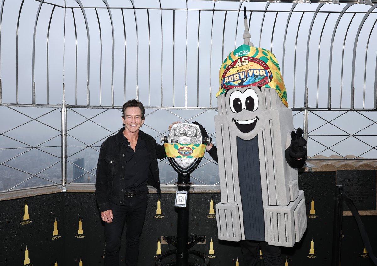 Empire State Building tweet media