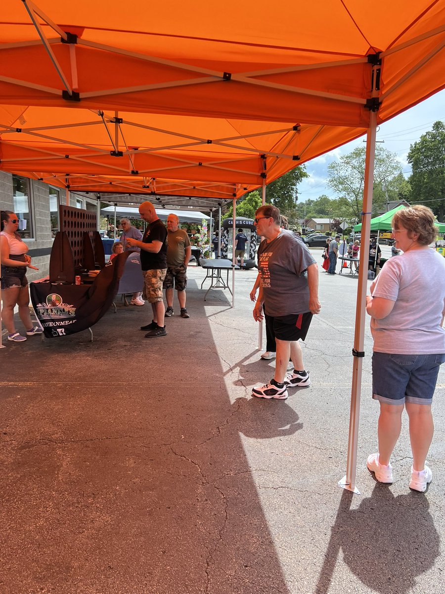 Today has been a very successful grocery giveaway event at Sprankle's Neighborhood Markets! We are having so many resourceful conversations and have listened to so many stories on how folks are stuggling with inflation. It’s not too late to come down and receive a $60 giftcard to