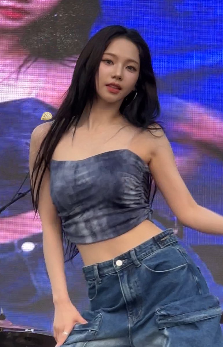 manduc1ub's tweet photo. 폰카리나

#카리나 https://t.co/uCrRbSIgo6