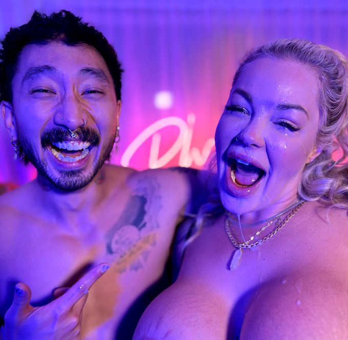 How beautiful does @thecurvygoddes1  look? She begged for a facial and was definitely not disappointed<a class="tags" target="_blank" title="On Twitter" href="/?out=eyJ0eXAiOiJKV1QiLCJhbGciOiJIUzUxMiJ9.eyJpYXQiOjE3MjE5Nzc3NjgsImlzcyI6InR3cG9ybnN0YXJzLmNvbSIsIm5iZiI6MTcyMTk3Nzc2OCwiZXhwIjoxNzUzNTEzNzY4LCJyZWRpcmVjdF91cmwiOiJodHRwczovL3R3aXR0ZXIuY29tL3RoZWN1cnZ5Z29kZGVzMSJ9.aNF6a20eek3-560C31Q2Y0MK2Ivpe1AT6oLEvEhVtLFFmJJgGzhNvQby_dvzPbxO9NziVSlMMkIBVxN6_j0Y6A">@thecurvygoddes1</a><a href="/tag/mvsales"class="tags"><span>#mvsales</span></a>