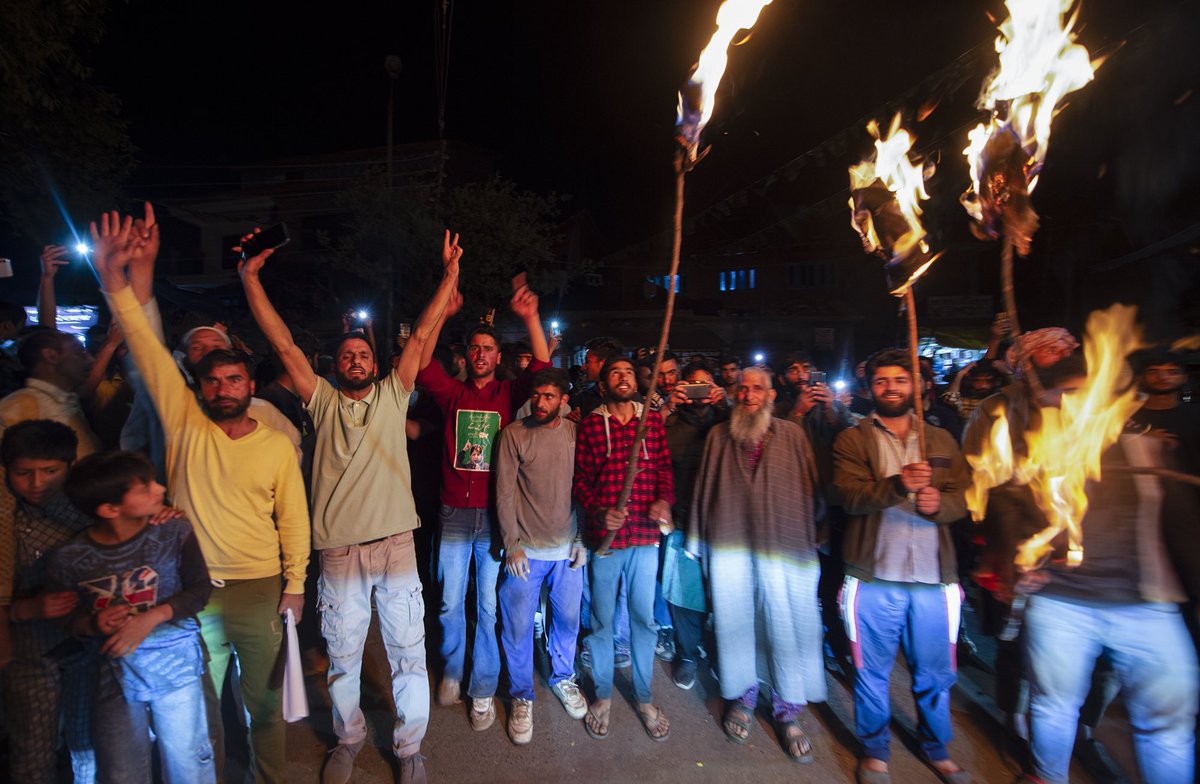 Night gathering in Manzgam, Kulgam, with fire and fervor for @MehboobaMufti