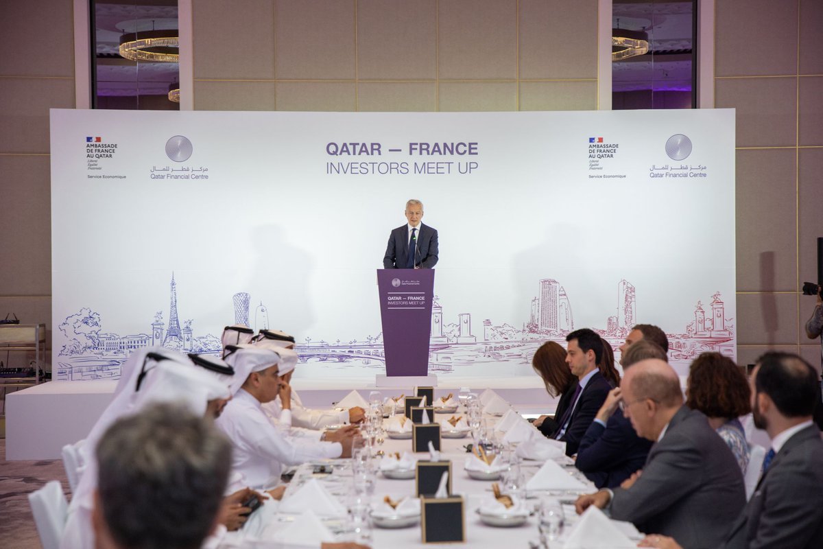 RobotsLearning's tweet image. De retour de Doha et Abu Dhabi où nous avons accompagné @BrunoLeMaire à deux évènements investisseurs France-Qatar, France-E.A.U., et visite à @SorbonneAD, pour accélérer les partenariats stratégiques sur l&apos;IA. Merci @businessfrance de nous avoir invité à ces échanges !