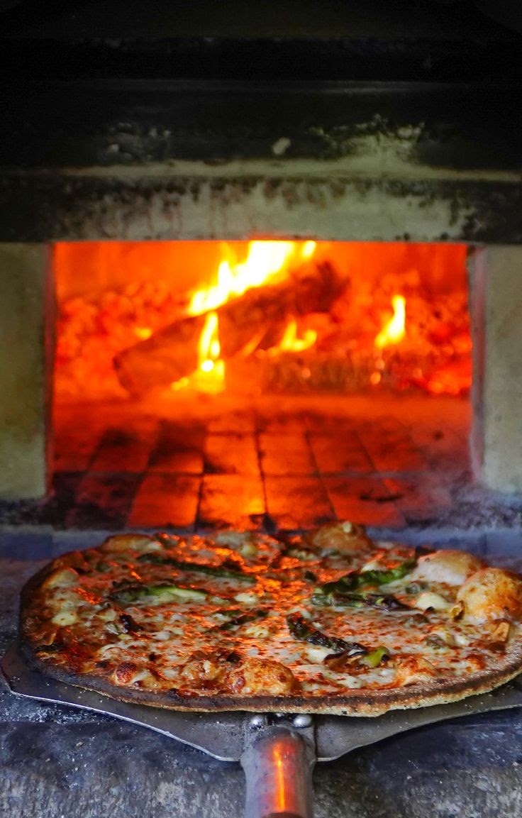 One of the special things about our upcoming event at DreamAcres Farm on Sat., 6/1 at 4pm is the PIZZA! In addition to a buffet of pizzas and flatbreads, we’ll also have grilled brats and veggie dogs, and we encourage guests to bring a potluck dish. RSVP: bit.ly/bootsandroots