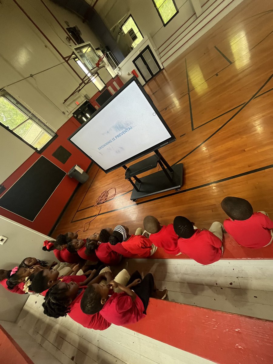EastIberville's tweet photo. Students learning about the importance of water safety!
#EmpoweringMinds #IgnitingFutures #EIproud #TigerPride #MovingForward #WaterSafety https://t.co/FkTAjd7ICY