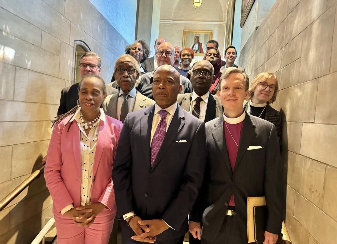 I spoke at a NYC Clergy Breakfast about the migrant crisis in NYC, it was held at the Cathedral of St. John the Divine. I joined Mayor Eric Adams and Bishop Matt Heyd, Bishop of the Episcopal Diocese of NY.