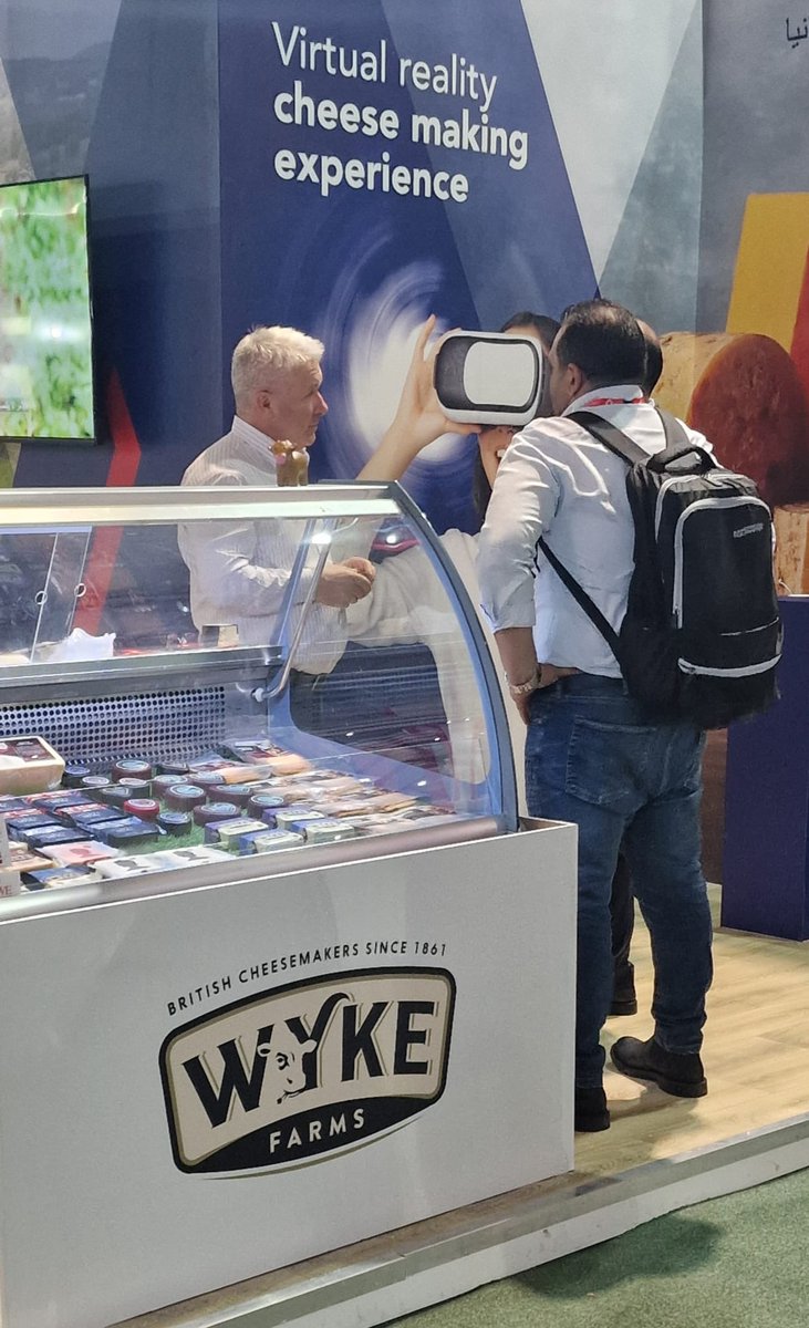 Deep in negotiations! High level of interest in British cheddar here in Saudi Arabia! #qualitydairyfrombritain #britishdairy #ahdb