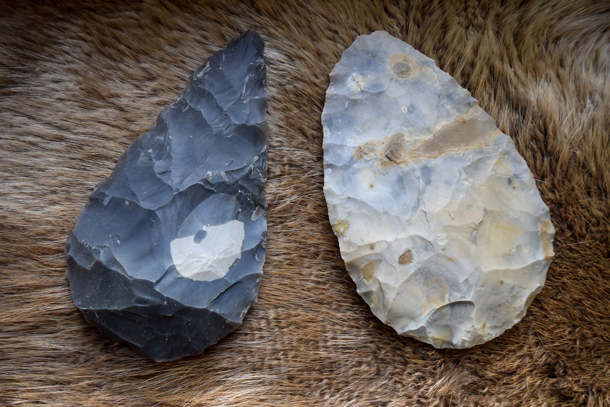 Prehistoric workshops at @CreswellCrags - not many spaces left! We are running workshops with our good friend @sallypointer in August at the Crags. You can spend an action packed few days knapping, carving, weaving, net making & jewellery making: creswell-crags.org.uk/events-listings