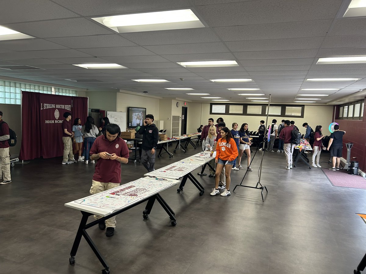 MWHS College and Career Center (@college_career1) on Twitter photo To all the seniors, thank you. 🐎 🎓
#MortonPride #OrgulloMorton #Classof2024
<a href="/KristyCavanaugh/">Kristy Cavanaugh</a>
<a href="/JoshMcmaho/">Josh McMahon</a>
<a href="/mcmastey23/">Eric Mastey</a>
<a href="/TruesdaleTim/">Tim Truesdale</a> To all the seniors, thank you. 🐎 🎓
#MortonPride #OrgulloMorton #Classof2024
<a href="/KristyCavanaugh/">Kristy Cavanaugh</a>
<a href="/JoshMcmaho/">Josh McMahon</a>
<a href="/mcmastey23/">Eric Mastey</a>
<a href="/TruesdaleTim/">Tim Truesdale</a>