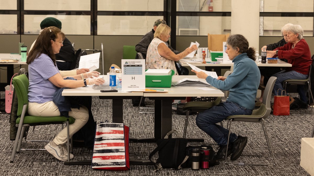 THANK YOU to voters and @MultCoElections workers for their dedication in the May 2024 Primary Election. As of 11:30am Wed., May 22, voter turnout stood at 29.8%, with just over 170,000 ballots verified & counted. This percentage is expected to rise: bit.ly/4dTa0p6